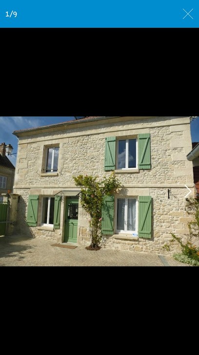 Wisteria Cottage, Chambre d'Hôtes à Fleurines