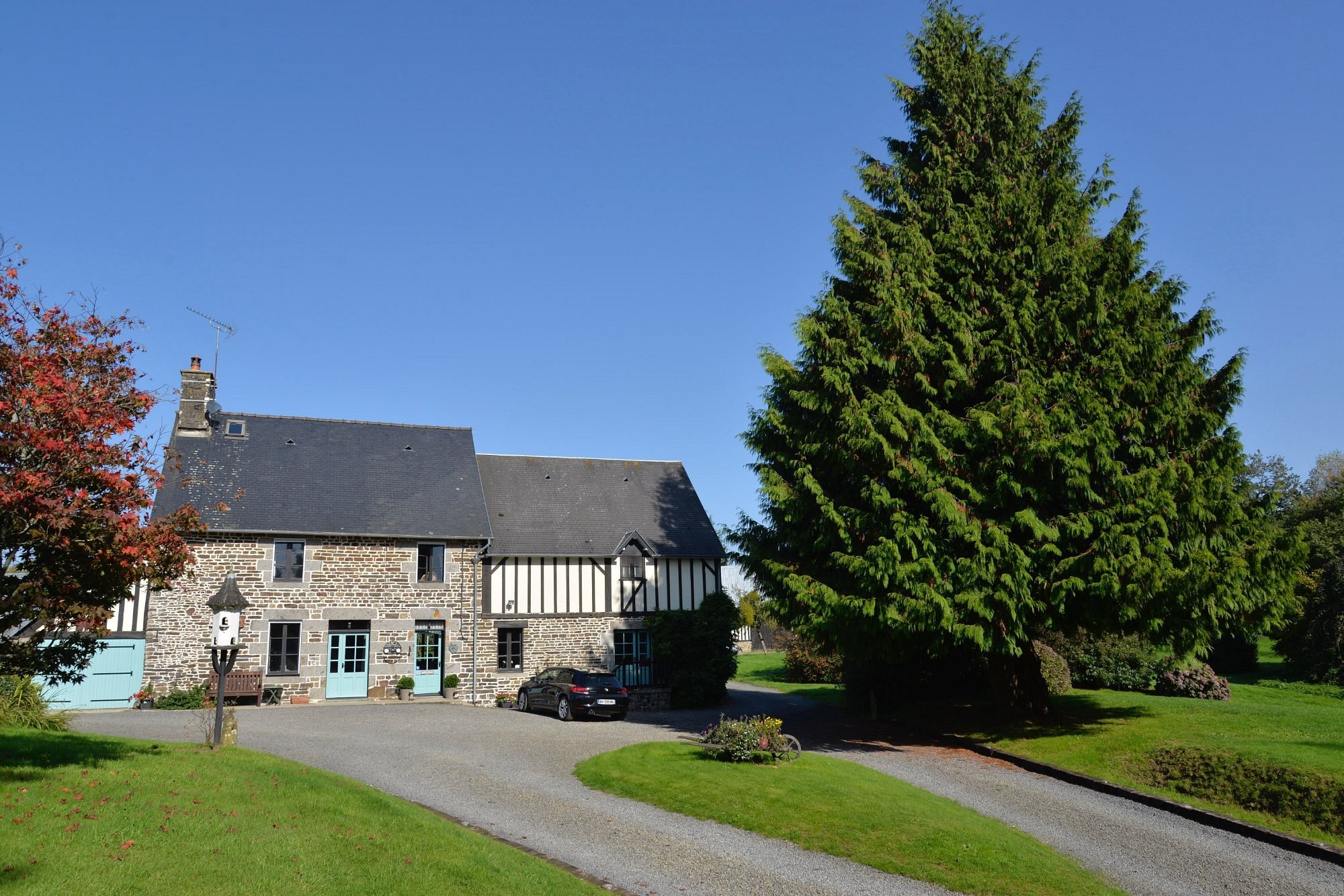 Maison May, Chambre d'Hôtes à La Chapelle-Urée