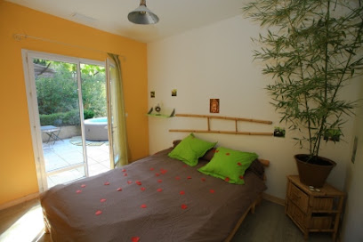 Suite Bambou-Zen, Chambre D'hôtes à Lambesc