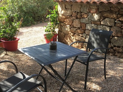 Caseddu di Chjarastella, Chambre d'Hôtes à Figari