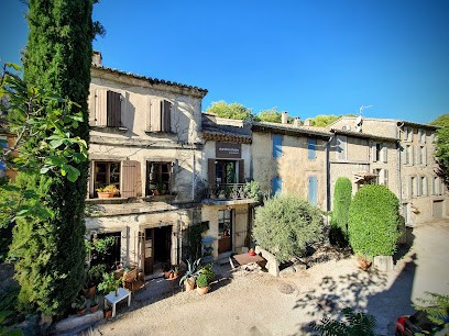 Molinas Maryvonne, Chambre d'Hôtes à Eygalières