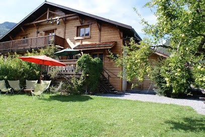 Les Grands Champs Sud, Chambre d'Hôtes à Chevaline