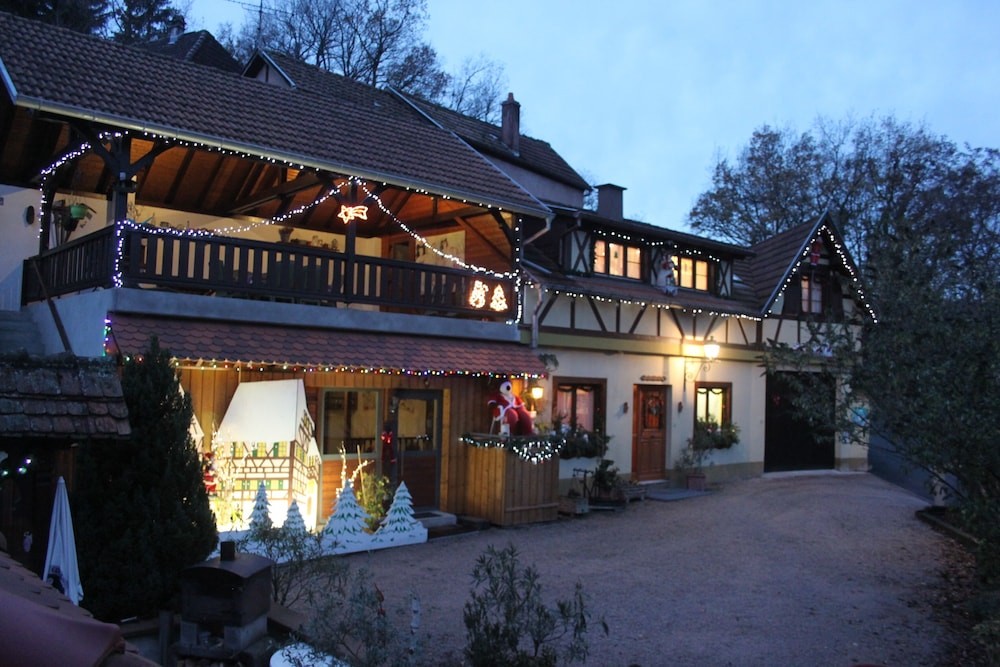 La Maison de Vacances location gîte séjour atypique rental holiday cottage Route des Vins d'Alsace, Maison d'Hôtes à Nothalten
