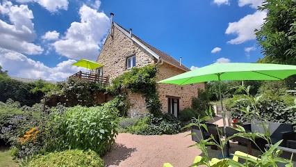 The Barn At Vijon, Location de Vacances à Vijon