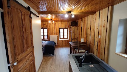 Gîte La Mathilde dans les monts du Forez, Location de Vacances à Verrières-en-Forez