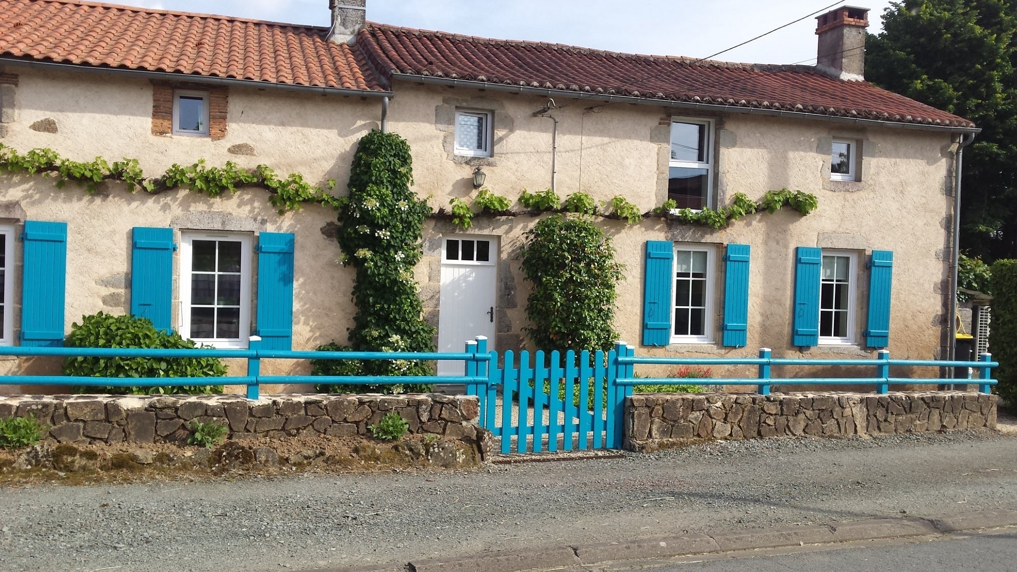 Chambres D'hôtes La Gondromière, Chambre d'Hôtes à Cerizay