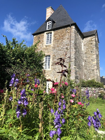 Château Planquery Bed & Breakfast, Chambre d'Hôtes à Planquery