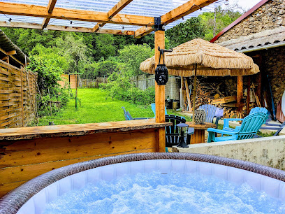 Gite De La Hille, Location De Vacances à Fougax-et-Barrineuf