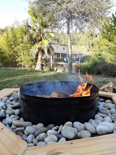 La villa jasmin, Chambre d'Hôtes à Montauroux