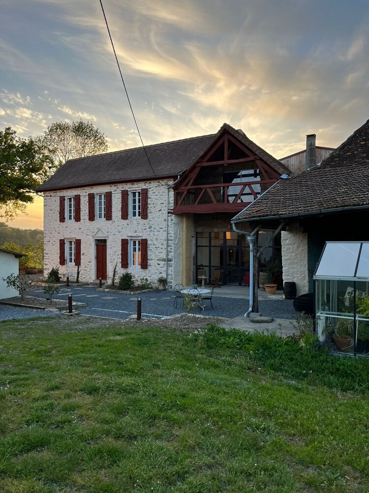 Domaine Labouroume, Chambre d'Hôtes à Salies-de-Béarn