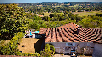 La Belle Vallée Vue, Location De Vacances à Queaux