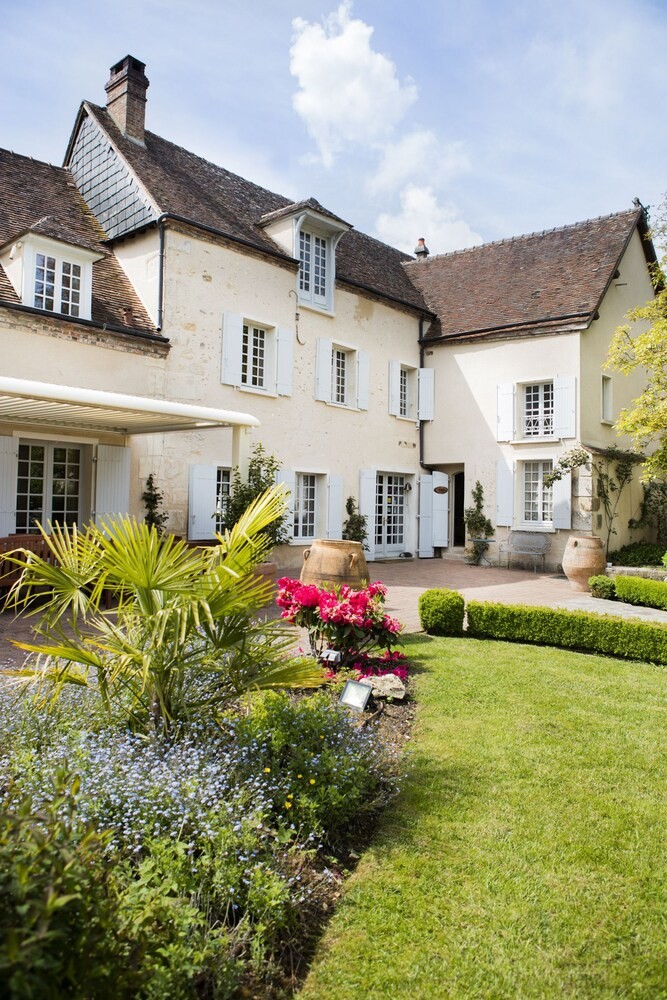 Chambres d'hôtes La Bergerie de l'Aqueduc, Chambre d'Hôtes à Houx