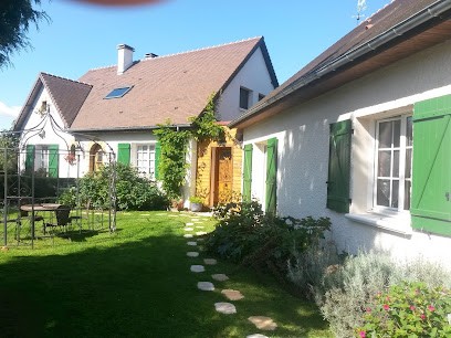 Chambres D'Hôtes Les Terrasses Du Léard, Chambre d'Hôtes à Neuville-sur-Sarthe