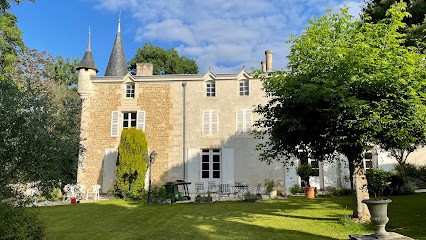 Mazette! The Castle, Chambre d'Hôtes à Niort