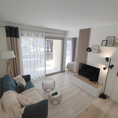 Studio L'oasis - Location Vacances Bord De Mer Fréjus Location De Vacances à Fréjus