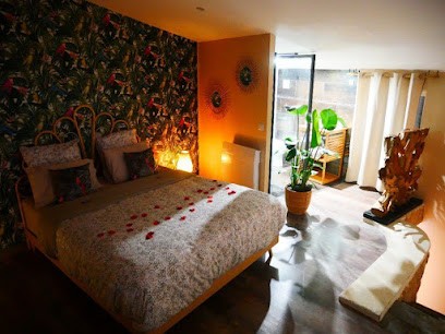 Suite l'écho des pierres, Chambre d'Hôtes à Grans