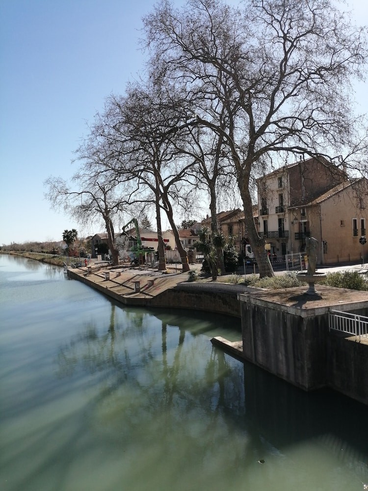 La Maison du Canal, Chambre d'Hôtes à Villeneuve-lès-Béziers