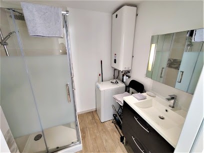 Appartement T2 Mésange Hyper centre d'ERNÉE, Location de Vacances à Ernée