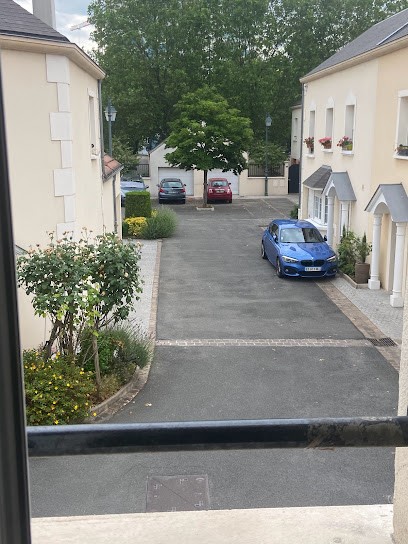 B&b Du Clos Ménil, Maison d'Hôtes à Asnières-sur-Seine