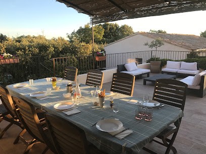 Mas de l'Escaillon (Réservez directement pour les meilleurs prix), Chambre d'Hôtes à Saint-Saturnin-lès-Apt