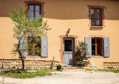 La Fontaine des Péraux - Chambres et table d'hôtes, Chambre d'Hôtes à Villages du Lac de Paladru