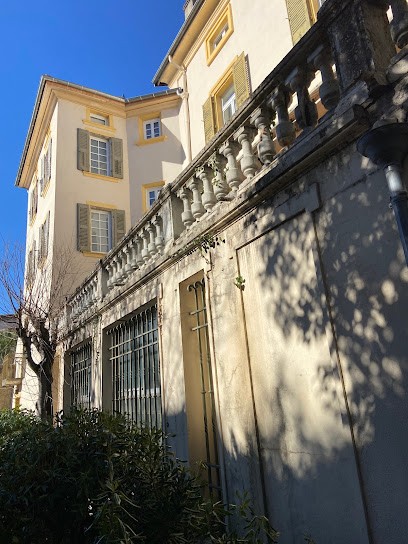 LA TOUR YVELINE, Chambre d'Hôtes à Romans-sur-Isère