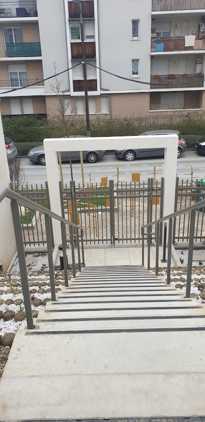 Bussy Mui, Chambre d'Hôtes à Bussy-Saint-Georges