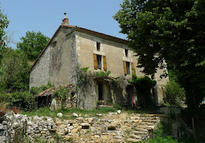 Le Colombier, Chambre D'hôtes à Saint-Front-la-Rivière
