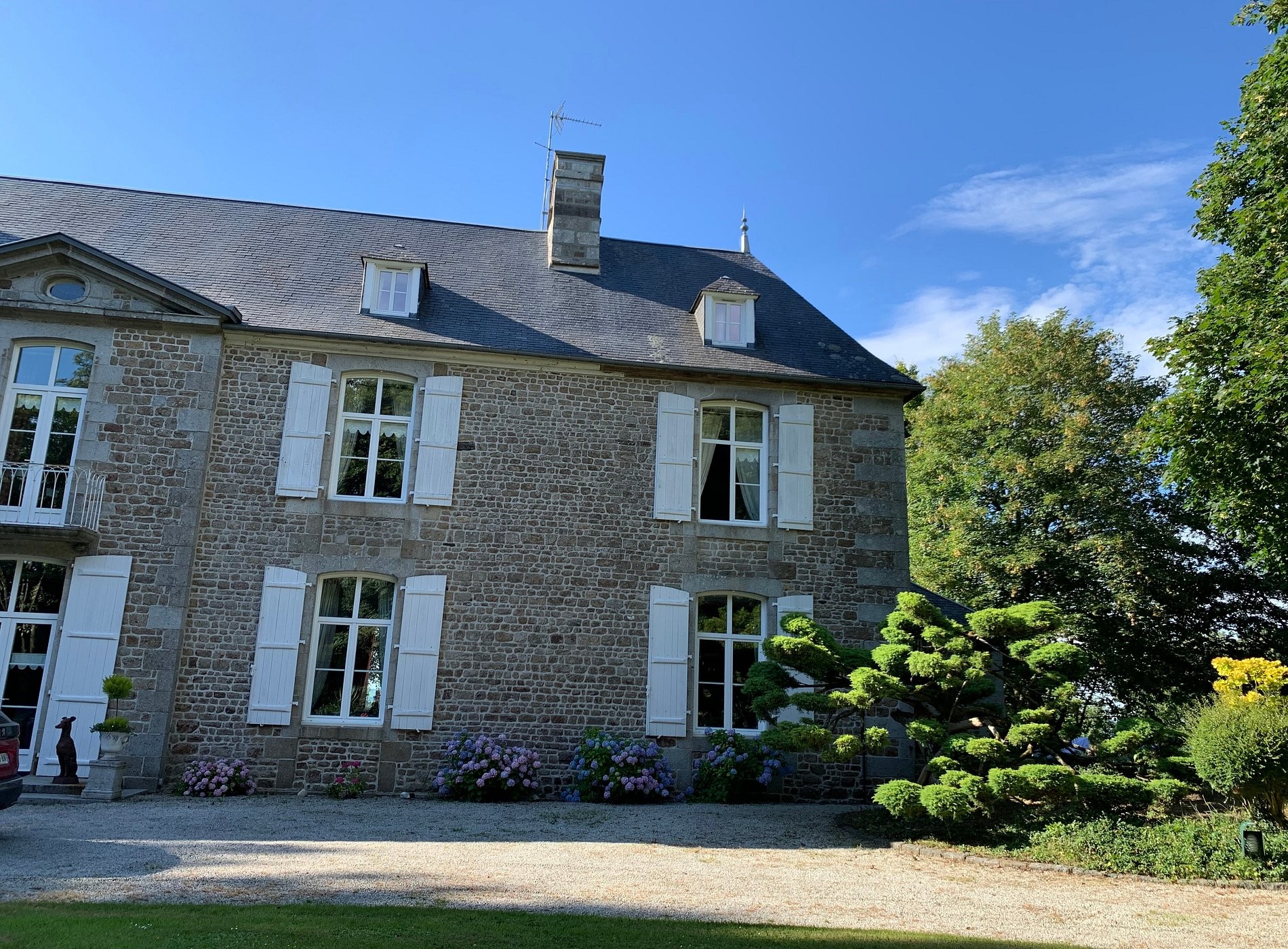 Chateau De Fontenermont, Chambre d'Hôtes à Noues de Sienne