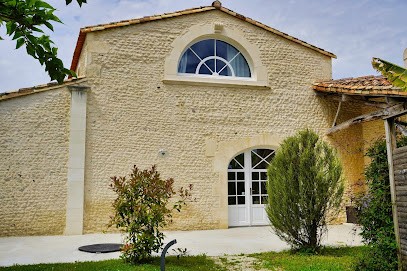 Domaine des Doucins & Spa, Location de Vacances à Fontaines-d'Ozillac