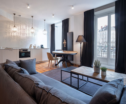 Appartements Place Royale - Maisons Du Monde Hôtel & Suites, Location De Vacances à Nantes
