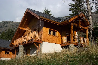 Chalet Le Roubier, Maison d'Hôtes à Oz