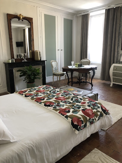 La Demeure D'euphrosine, Chambre D'hôtes à Fresnay-sur-Sarthe