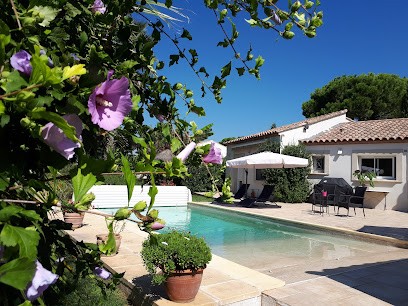 Le Clos De L'Olivade B&B, Chambre d'Hôtes à Saint-Just