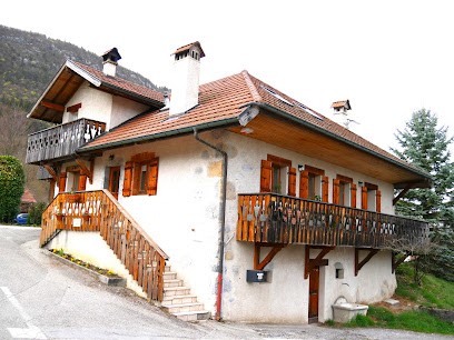 Les Saisons De La Fruitière, Chambre d'Hôtes à Lathuile