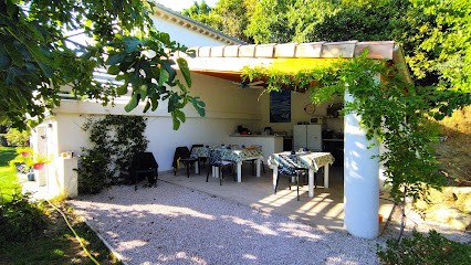 L'Ostal Randoleta - Chambres d'Hôtes Abeilhan-Piscine, jardin, boulodrome, Chambre d'Hôtes à Abeilhan