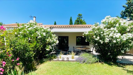 LES 2 ANGES - La maison du bonheur, Location de Vacances à Lagnes