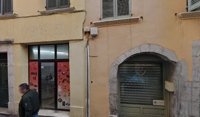 Nice apartment with excellent repair, Chambre d'Hôtes à Toulon