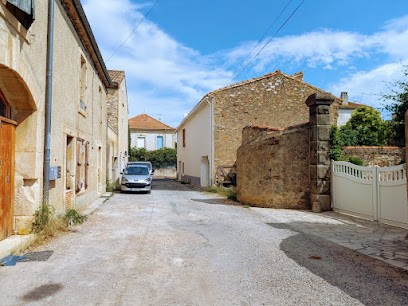 Le Vieil Amandier - Chambres D'hôtes à Argeliers, Proches De Narbonne, Chambre d'Hôtes à Argeliers