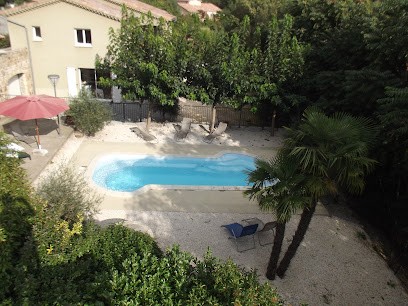 Villa Le Serre du Puech, Location de Vacances à Chambonas
