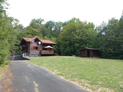 Chalet du Lac, Location de Vacances à Puttelange-aux-Lacs