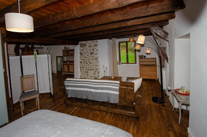 Gîte "La Loutre", Location De Vacances à Meymac