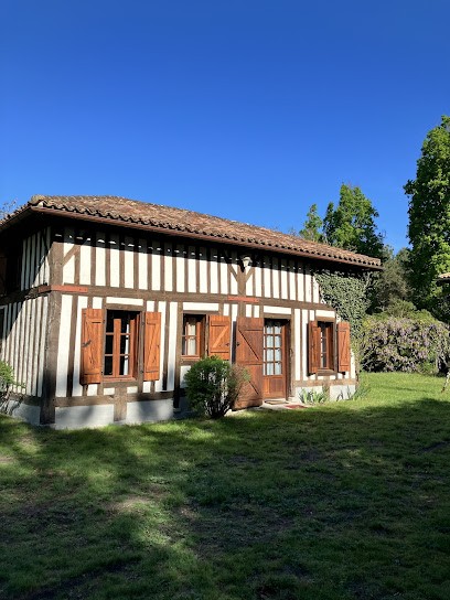 Gîte du Maou, Location de Vacances à Lesperon