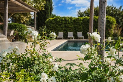 Sous Les Platanes B&B, Maison d'Hôtes à Châteaurenard