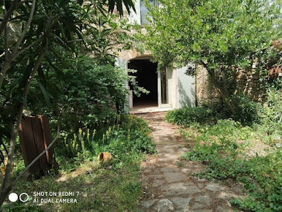 La Maison Du Ruisseau, Chambre D'hôtes à Conilhac-Corbières