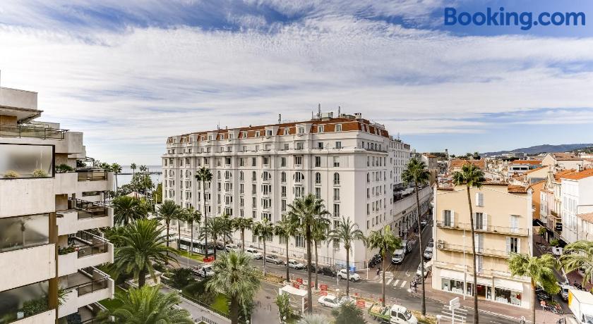 Angelina Blondey, Location De Vacances à Cannes