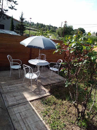 Le Rosier De Jeanne, Frédérique Et Michel, Chambre d'Hôtes à Rouffiac-d'Aude