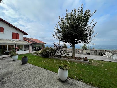 Ferme Ithurburia, Chambre d'Hôtes à Saint-Michel