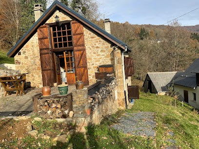 gite en passant boussenac, Chambre d'Hôtes à Boussenac
