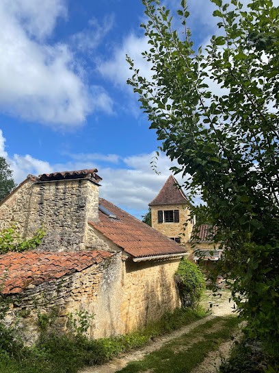 Gîtes Fraysse Haut, Location de Vacances à Montcabrier